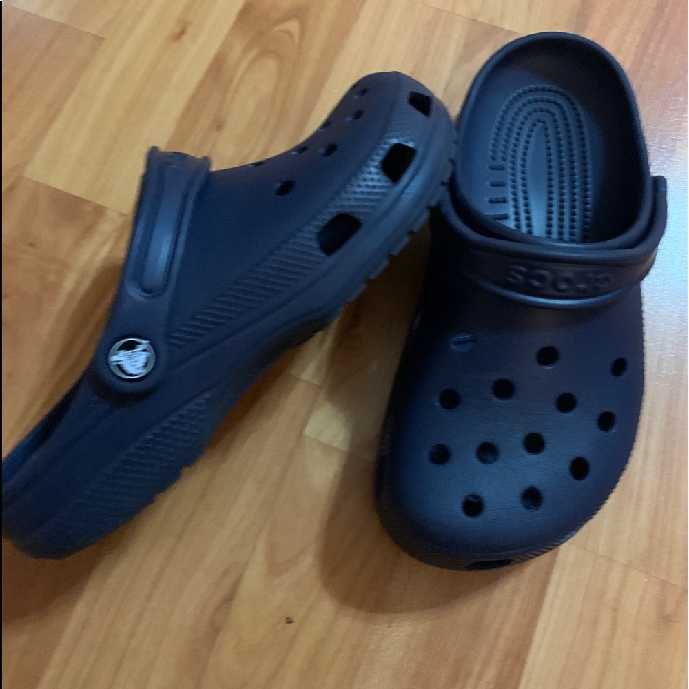 Crocs